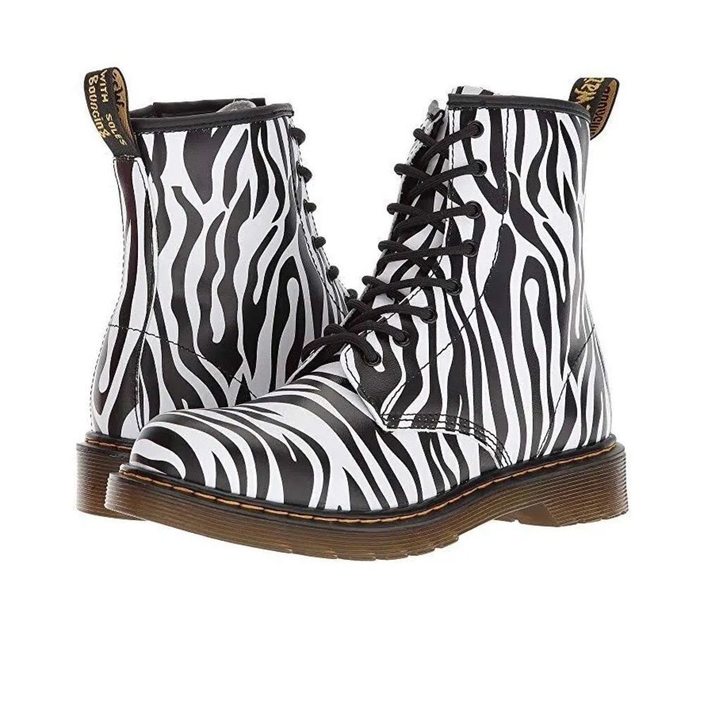 Dr. Martens-Delaney Zebra print leather side zip lace-up boot.
Size US 7